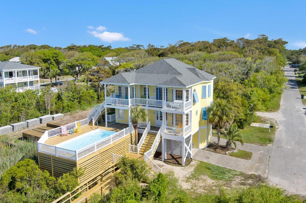 Luck & Laughter Villa Oak Island Ngoại thất bức ảnh